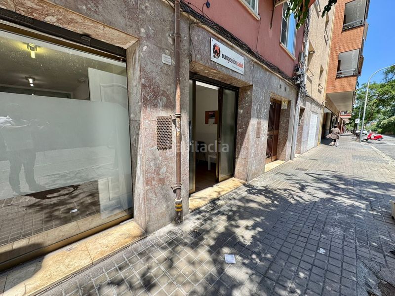 Foto c158ed33-e40e-46fe-8aa8-e460f79c7699. Local comercial a La Teixonera Barcelona