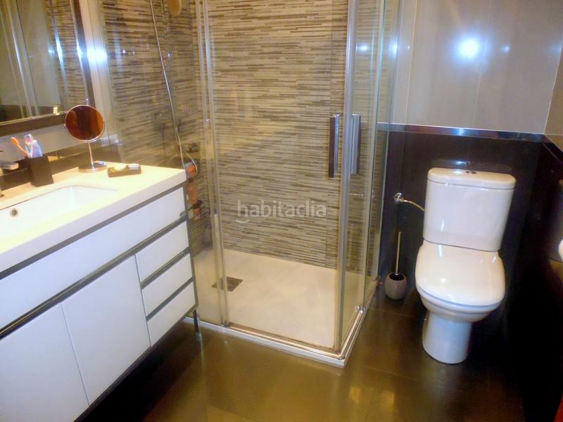 Foto 15f17fc8-4dd5-4fde-aa72-53e397ab12d6. Flat with heating in Santutxu-Basarrate Bilbao