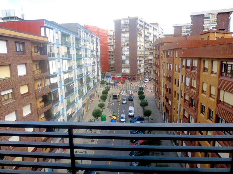 Foto 51614171-ff0b-40ec-8ef4-f2196a096cd9. Flat with heating in Santutxu-Basarrate Bilbao
