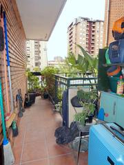 Pis  Garat txomin hiribidea. Piso en venta en txurdinaga  con garaje cerrado y muchsima luz