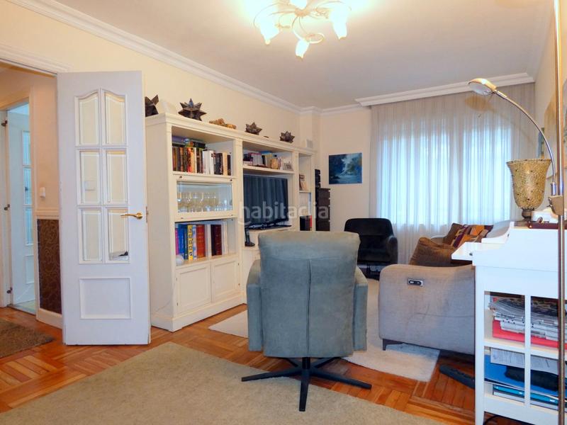 Foto 70b82a83-e633-40fc-b1a6-b2e1e9b7c26e. Pis amb calefacció aparcament a Txurdinaga Bilbao