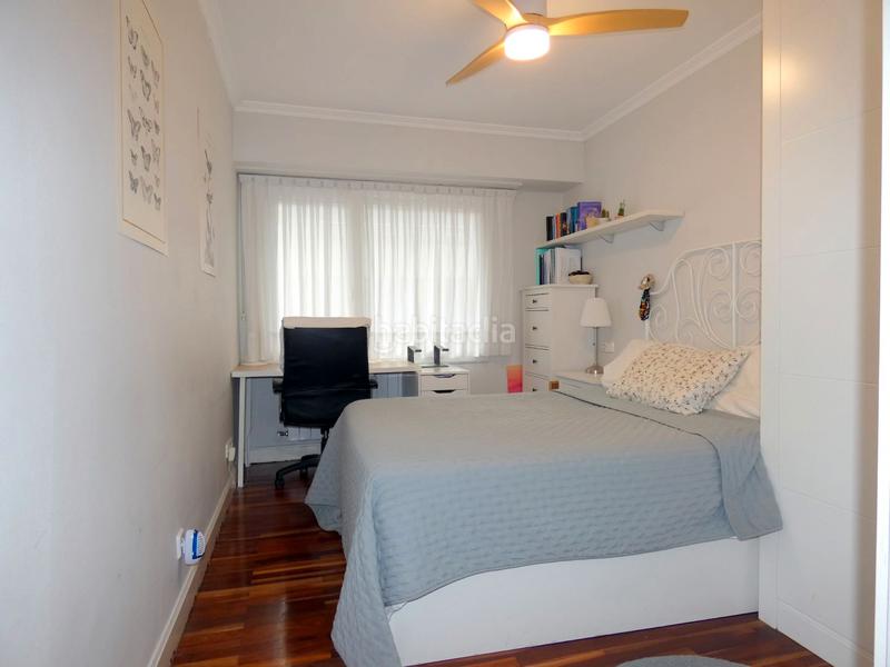 Foto bc3f7d2e-db46-459f-9ada-ef3f8c86ac78. Flat with heating parking in Santutxu-Basarrate Bilbao