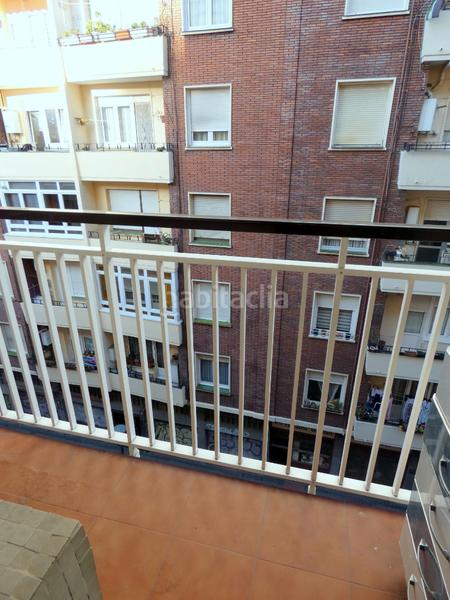Foto 3e09f80d-522b-4a9a-a72d-78d0290dce0c. Alquiler piso encantador piso reformado en la parte alta de la calle prim – en Bilbao