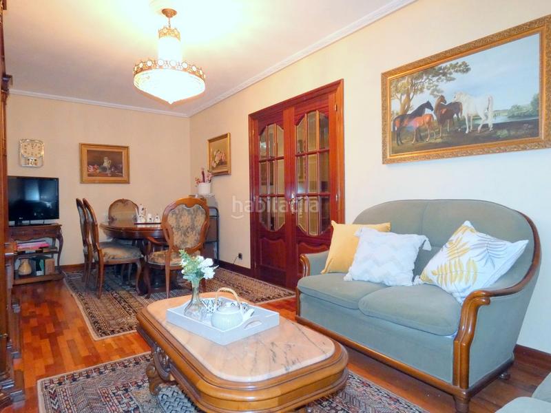 Foto 75d489bf-0702-4995-8548-5edae4765174. Pis amb calefacció aparcament a Santutxu-Basarrate Bilbao