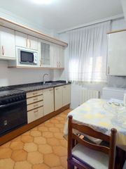 Miete Etagenwohnung  Eguiluz antonio médico kalea. Junto al metro de basarrate. alquiler de larga estancia.