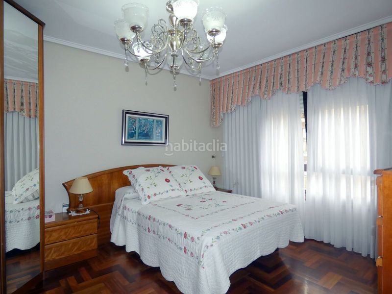 Foto 55948d43-de59-4d0e-81f4-a1a9a4bdd102. Pis amb calefacció aparcament a Santutxu-Basarrate Bilbao