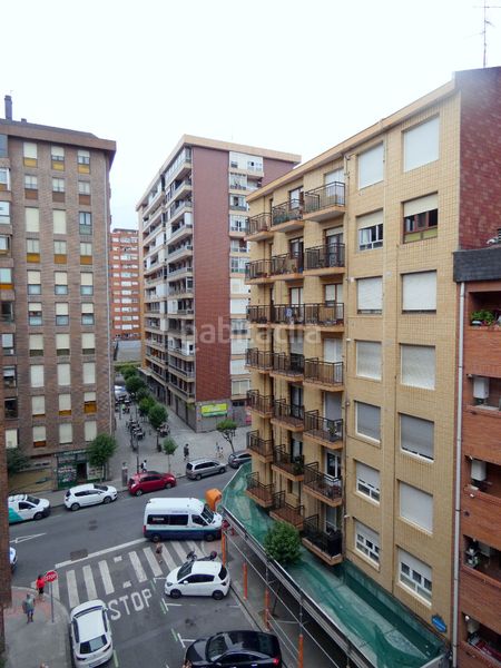 Foto 6d46c4a9-735e-4ea6-9e92-d7c1b9e83f30. Pis amb calefacció aparcament a Santutxu-Basarrate Bilbao