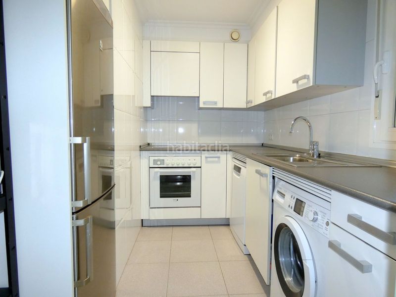 Foto b4149373-d18b-4185-bc46-a52bbb746219. Apartament amb calefacció a Atxuri Bilbao
