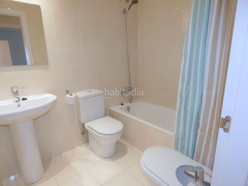 Foto f2d65b2a-dd57-4b04-8b27-fdfc35df36a0. Apartament amb calefacció a Atxuri Bilbao