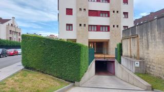 Lloguer Aparcament cotxe a Calle de margarita salas 1. Plaza hermosa en zona las mestas