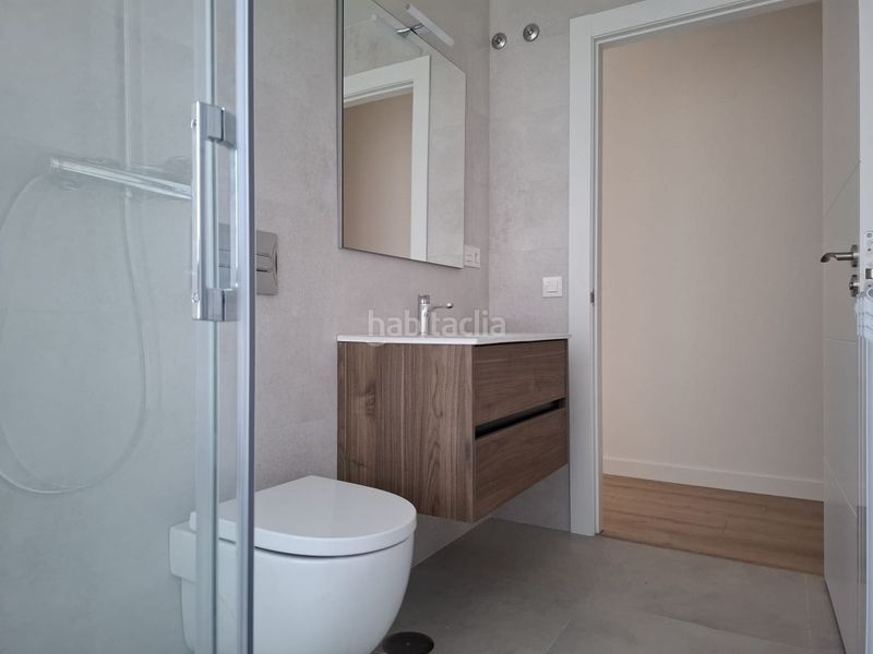 Foto d6e3deb7-cd29-4c16-aa7b-c76389baee6e. Pis amb calefacció a Centro Gijón