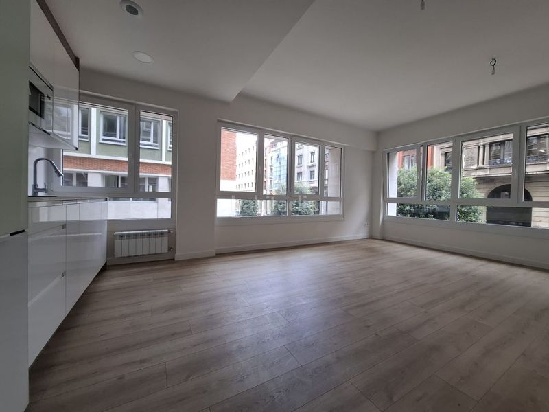 Foto e1e5cbe2-c9e6-41c4-93e4-1e8044709539. Pis amb calefacció a Centro Gijón