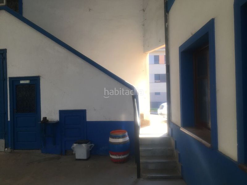 Foto c2f59864-18da-4eb2-bb51-7dbe91161550. Edifici a barrio pumarabule 3 a Viella-Granda-Meres Siero