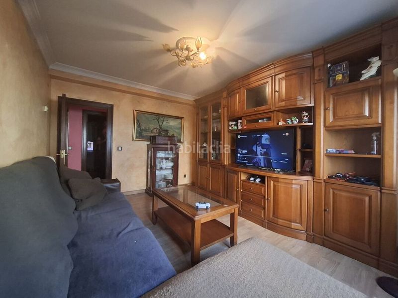 Foto 47cab525-c453-4acc-8548-975861ebbc2b. Flat with heating in Llano Gijón