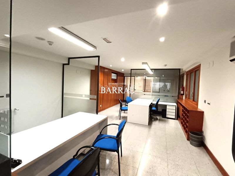 Foto 27847872-8e9c-429f-b2d3-da174027e869. Oficina a Centro Tudela