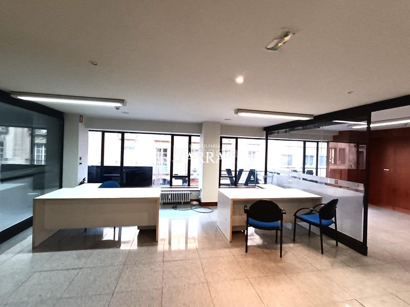 Foto 392c7d04-4d82-4450-889e-8691856ff8d4. Oficina a Centro Tudela