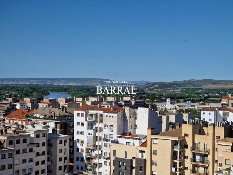 Foto ba40f431-5571-437a-8e39-dc367f8dab22. Pis amb calefacció a Centro Tudela