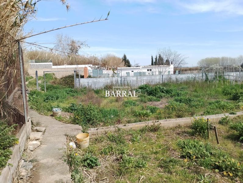 Foto a3bd1331-8232-426b-901a-88d10b2b8f59. Terreny residencial a Murchante