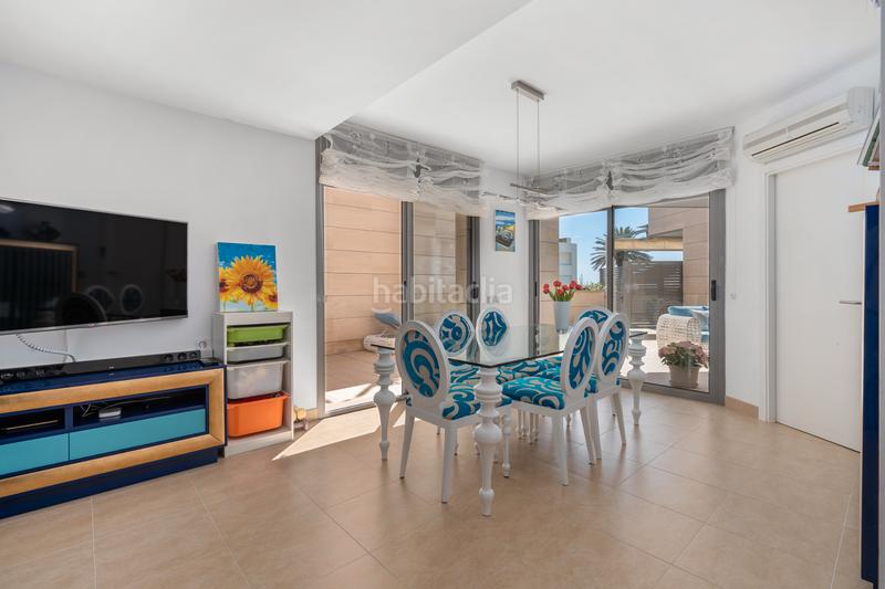 Foto e8a7850f-3d88-4b99-a0b3-c51f266e7c4e. Maison jumelée dans carrer dels pins 5 dans Els Munts Torredembarra