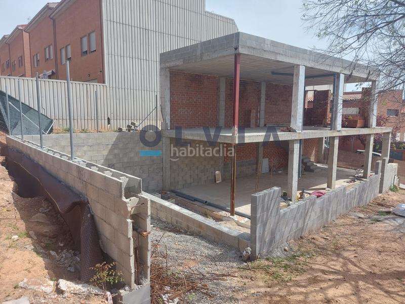 Foto 84f4fac9-d458-469a-8284-ffbb7ca5af45. Casa amb calefacció aparcament a Eixample - Can Bogunyà Castellar del Vallès