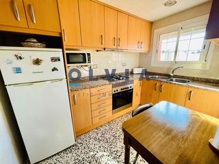 Etagenwohnung in Ca n'Aurell. Piso para entrar a vivir y muy soleado