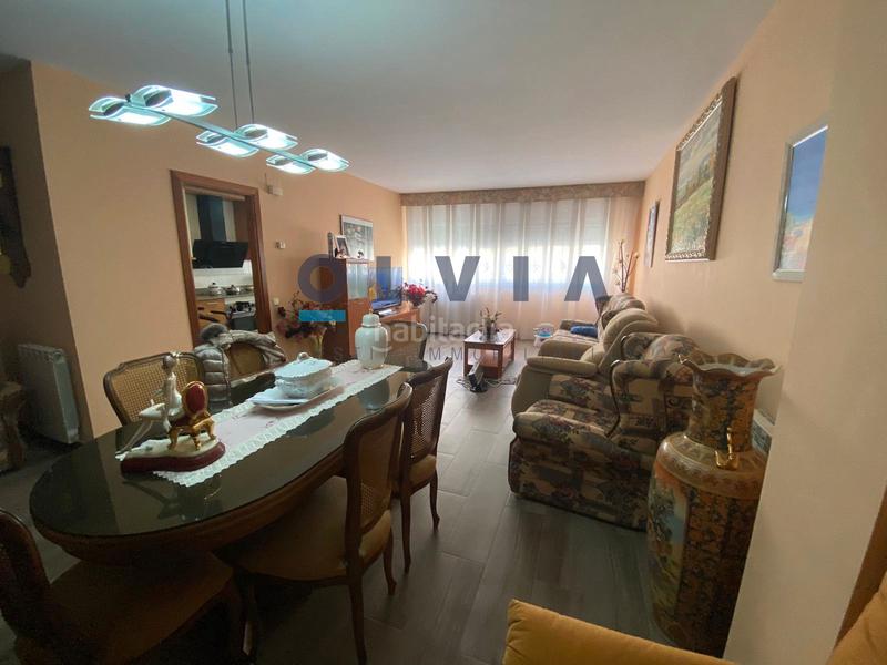 Foto a3d67fbd-57a7-44e9-9ddb-4e6ff034cefe. Planta baixa amb calefacció aparcament a Poble - Casc Antic Castellar del Vallès
