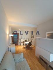 Location Appartement à Plaça Catalunya - Escola Industrial. Piso impecable amueblado