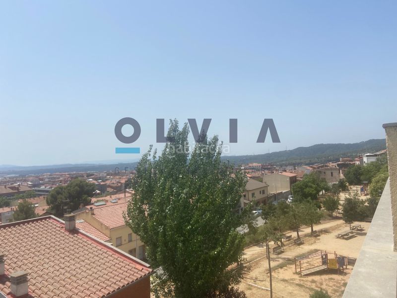Foto 45707a27-0ff0-4669-97ee-89aa9f35d391. Casa adossada amb calefacció aparcament a Eixample - Can Bogunyà Castellar del Vallès