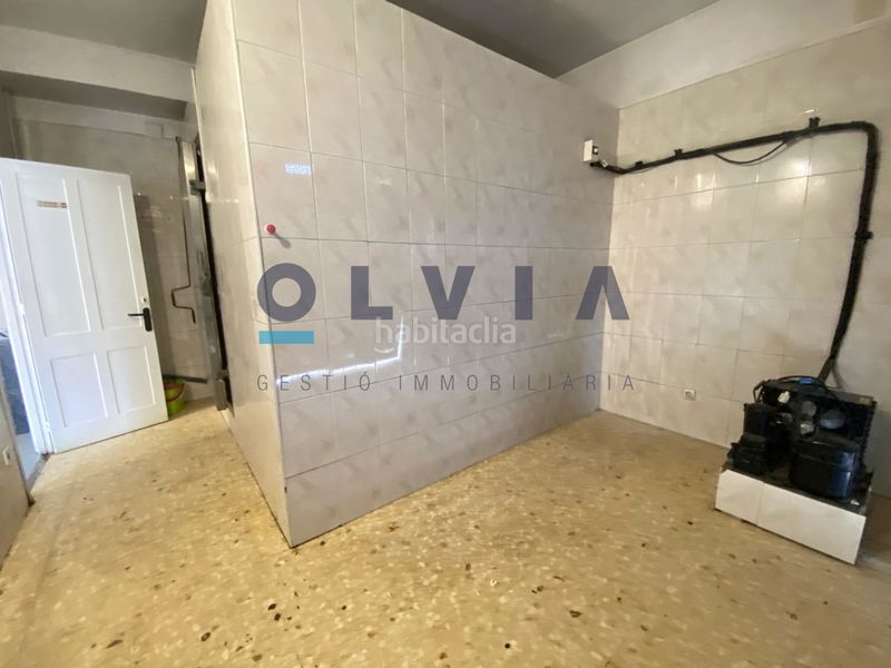 Foto f0b40f09-c99a-4b38-b76a-6d58aab49a1c. Business premise in Eixample - Can Bogunyà Castellar del Vallès