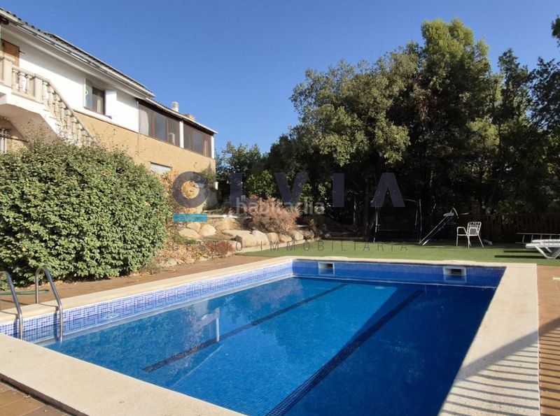 Foto bed8801b-08a8-455e-8575-f5f4f133bcd5. Chalet exclusiva propiedad en les pedritxes, en Matadepera