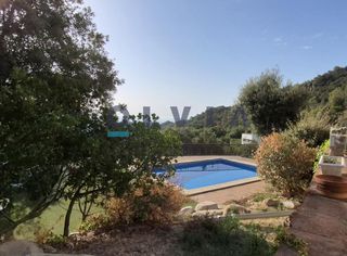 Chalet à Matadepera. Exclusiva propiedad en les pedritxes, matadepera