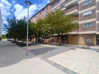 Lloguer Local Comercial  Avenida corella