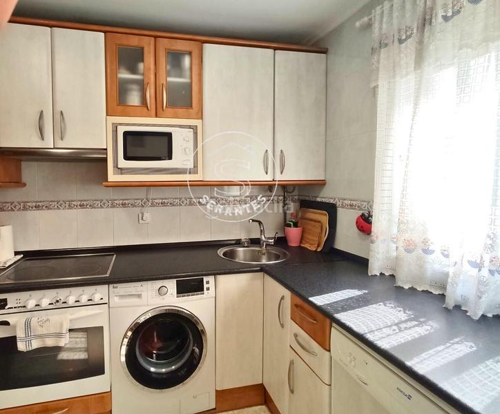 Foto 55886d7a-8812-4331-a914-4cdb151cd9ae. Piso vivienda reformada, luminosa, con terraza y garaje en la txantrea en Pamplona / Iruña