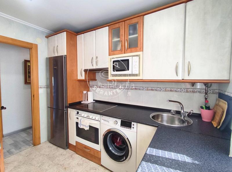 Foto a1e67758-be59-4b17-b72f-0c3646feee54. Piso vivienda reformada, luminosa, con terraza y garaje en la txantrea en Pamplona / Iruña