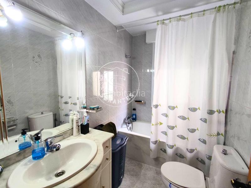 Foto d1b231db-69dd-45ed-a2c5-8539be27287d. Piso vivienda reformada, luminosa, con terraza y garaje en la txantrea en Pamplona / Iruña