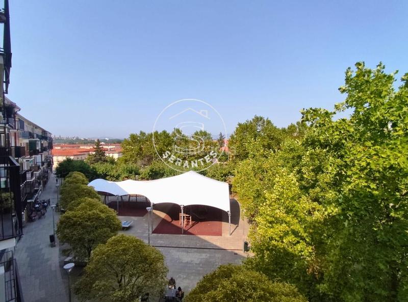 Foto dbe397c6-3e36-4b1f-bcd3-e1e412f8b133. Piso vivienda reformada, luminosa, con terraza y garaje en la txantrea en Pamplona / Iruña