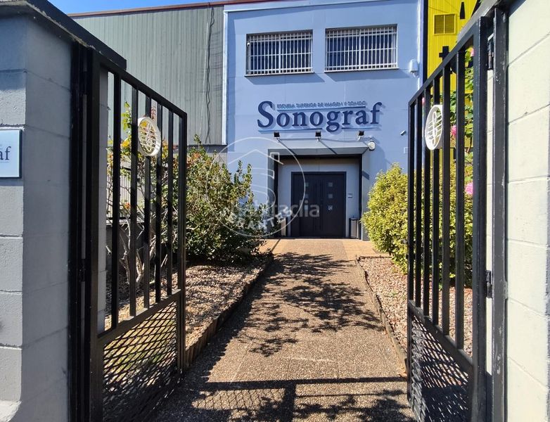 Foto fb4985e1-9c2a-4f18-8da5-a599d95353b4. Nau industrial a calle p 60 a Aranguren