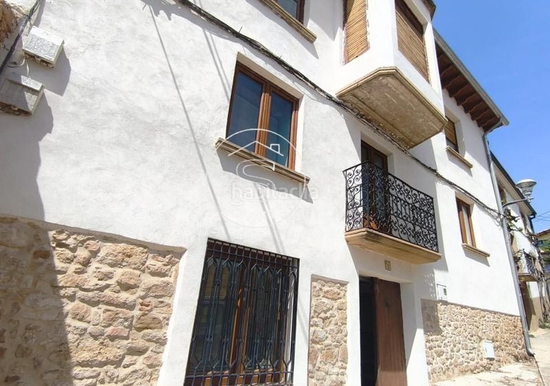 Foto b034fa9f-bd5c-4559-9d0f-e35a1295cc64. Casa a Aberin