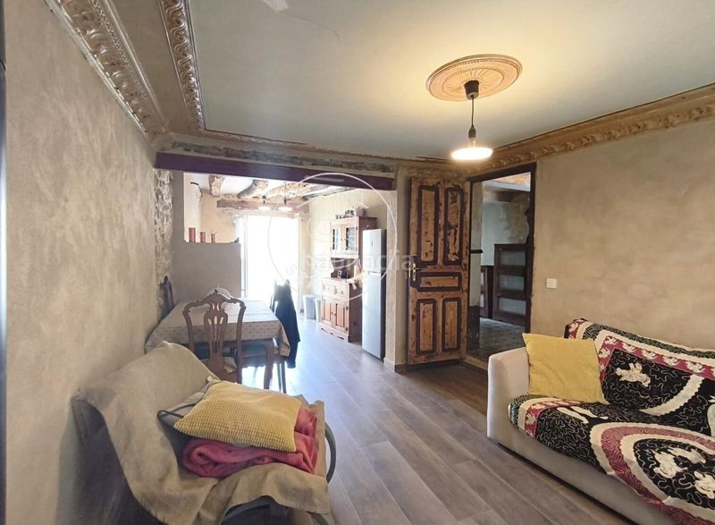 Foto b113de36-fde9-4ec4-b65c-732eb718a646. Casa a Aberin