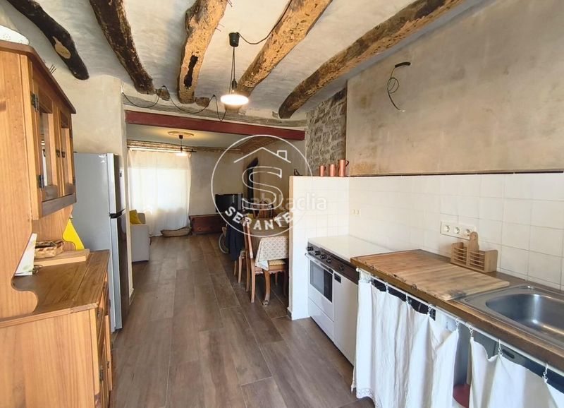 Foto c9ac28dc-e271-4623-8a0b-53e1a3ba2636. Casa a Aberin