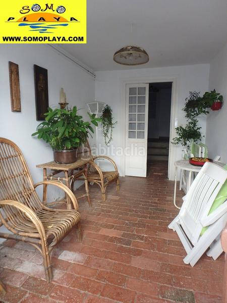 Foto c4704bf4-d84a-46d7-9eed-28201f189897. Casa a Castanedo Ribamontán al Mar