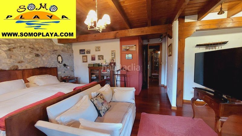 Foto b1812001-0f36-4e70-84a7-e57195e4b631. Casa amb calefacció a Marina de Cudeyo