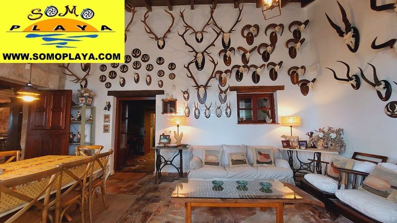 Foto ce292fd4-796d-469a-bac6-98797e506e74. Casa amb calefacció a Marina de Cudeyo