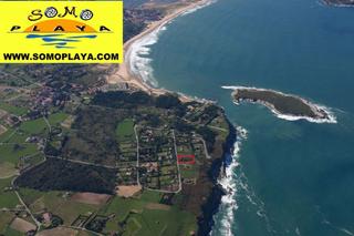Terreny residencial a Loredo. Parcela urbana con magníficas vistas al mar