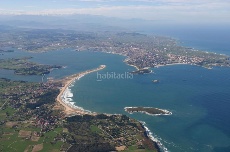 Foto ded81631-74ee-4dfc-89e5-bf68b72f1a63. Casa amb calefacció a Somo Ribamontán al Mar