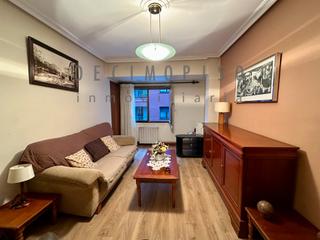 Pis  Oarso kalea 3. Hernani. vivienda de 3 habitaciones con 2 balcones. vivienda en