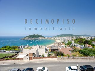 Duplex  Paseo del duque de baena. Vivienda tipo dúplex con 250,00 m² y privilegiadas vistas panorá