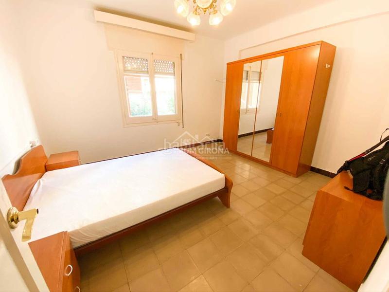 Foto 904856ee-b35e-4ec4-a57b-b97826bc3b8b. Alquiler piso  muy centrico ideal estudiantes o para compartir en Girona