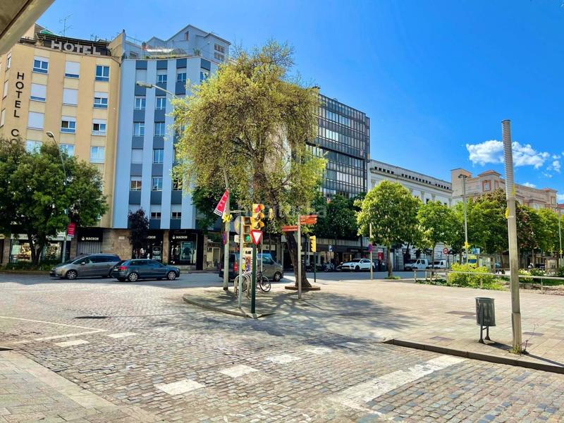 Foto c896839e-e9c2-4eb7-b50c-05e9f4e23893. Alquiler piso  muy centrico ideal estudiantes o para compartir en Girona
