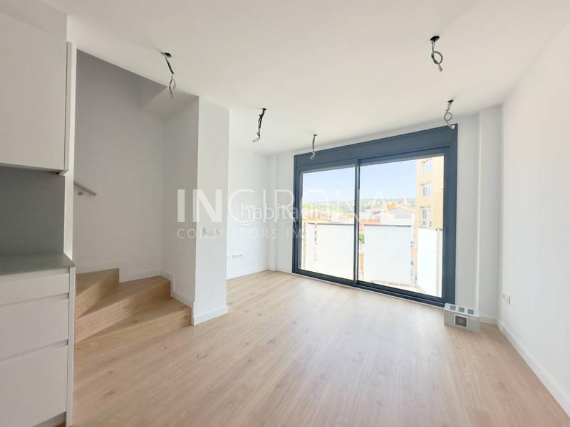 Foto 0b85c465-bf23-4bc9-a6f1-09ac02ab260b. Rent penthouse with heating in La Devesa Girona